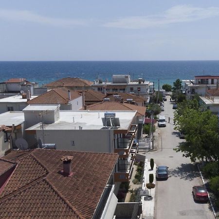 Maria Apartments Paralia Dionysiou Exterior photo