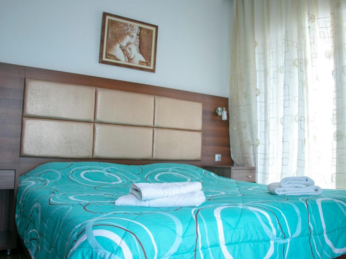 Maria Apartments Paralia Dionysiou Exterior photo