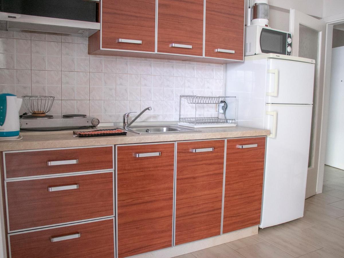 Maria Apartments Paralia Dionysiou Exterior photo