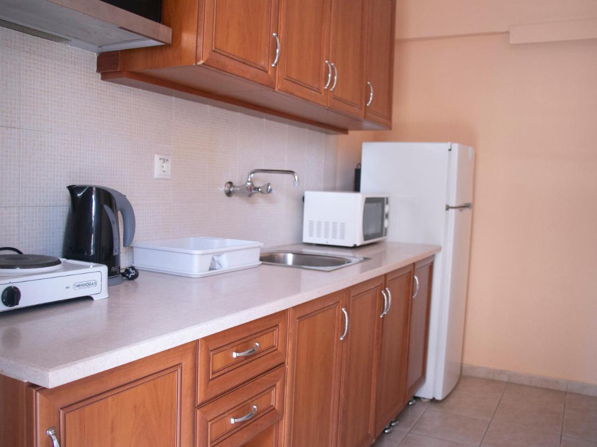 Maria Apartments Paralia Dionysiou Exterior photo