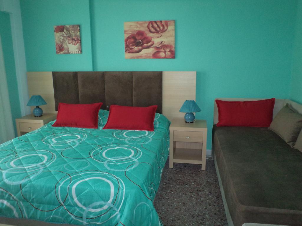 Maria Apartments Paralia Dionysiou Room photo