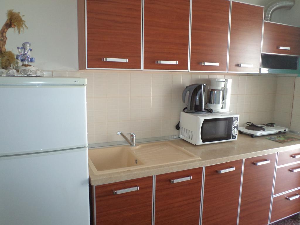 Maria Apartments Paralia Dionysiou Room photo
